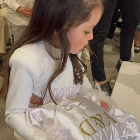 כרית לטבעות קלאסי בעיצוב אישי- רקמה בזהב כרית לטבעות קלאסי בעיצוב אישי- רקמה בזהב