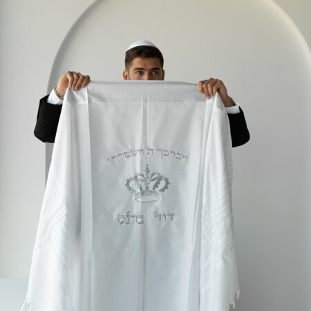 אור חתנים- חזקיהו המלך