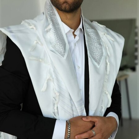 טלית אור חתנים- "יברכך" + שם