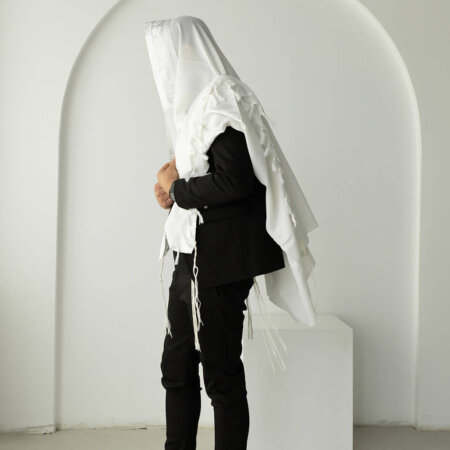 טלית צמר- פסים לבן