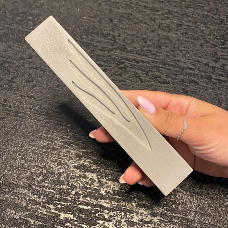 בית מזוזה בטון צבע אפור 20 ס"מ בית מזוזה בטון צבע אפור 20 ס"מ