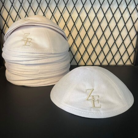 כיפות פשתן במגוון צבעים כולל הקדשה פנימית+רקמה חיצונית 50 יח'