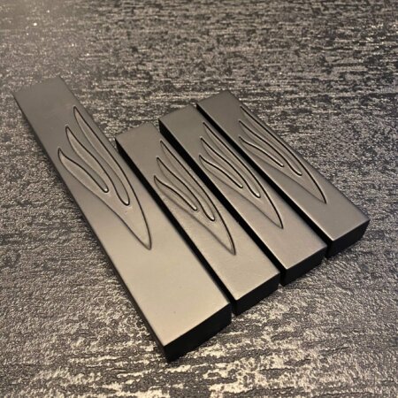 בית מזוזה בטון צבע שחור 12 ס"מ