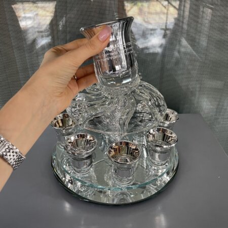 מחלק יין כסף