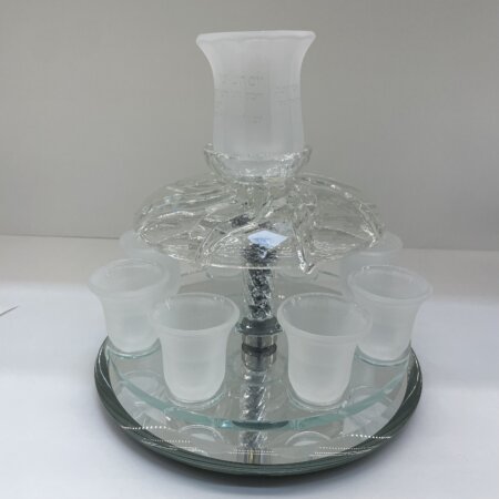 מחלק יין חלבי