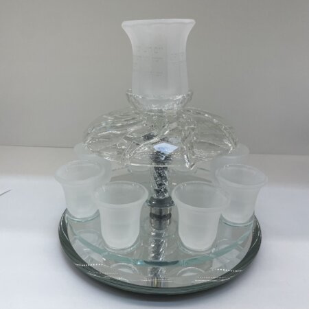 מחלק יין חלבי