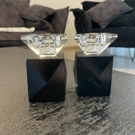 פמוטי יהלום מושחרים