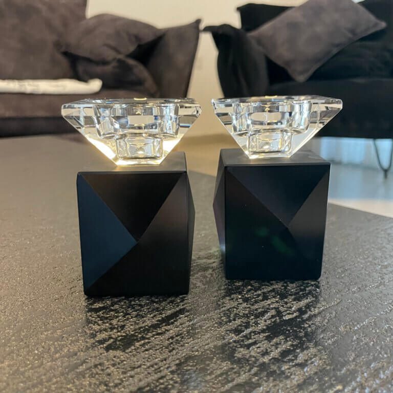 פמוטי יהלום מושחרים