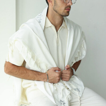 מארז דגם HOME לבן + סידור קלאסי