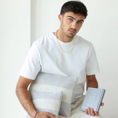 כיסויים לטלית ולתפילין מבד דגם "ישמח ישראל" אפור עכבר