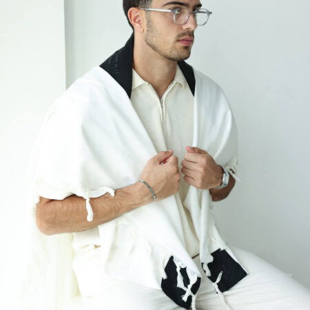 טלית דגם HOME שחור