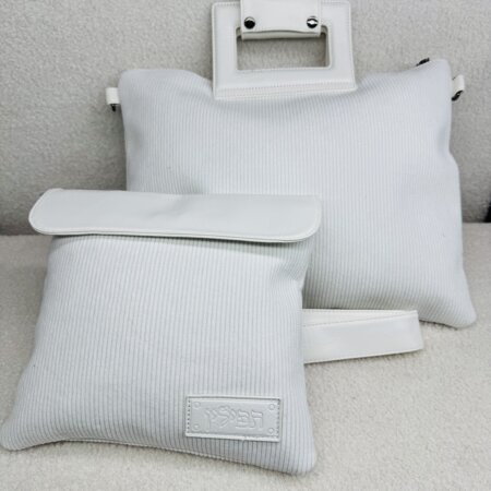 סט תיקים לטלית ולתפילין דגם "קרגו" לבן סט תיקים לטלית ולתפילין דגם "קרגו" לבן