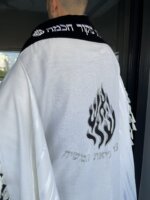 כיסוי חלה דגם ״אורקביצה״ כיסוי חלה דגם ״אורקביצה״