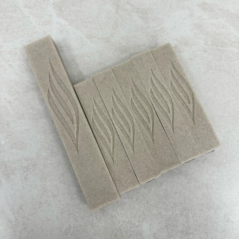 מארז בתי מזוזות בטון בצבע בז 1+5 מארז בתי מזוזות בטון בצבע בז 1+5