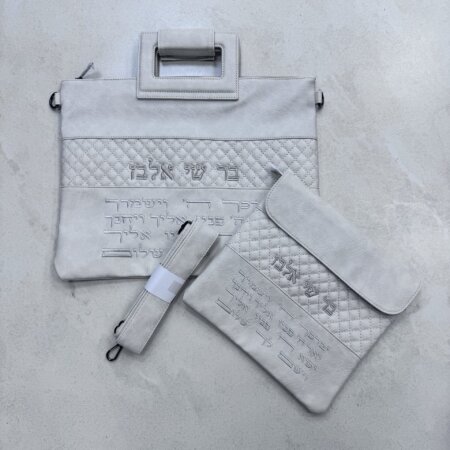תיק לטלית ולתפילין דגם יוסף- ברכת הכהנים צבע אבן תיק לטלית ולתפילין דגם יוסף- ברכת הכהנים צבע אבן