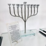 חנוכיית כסף "נס האור" כסף