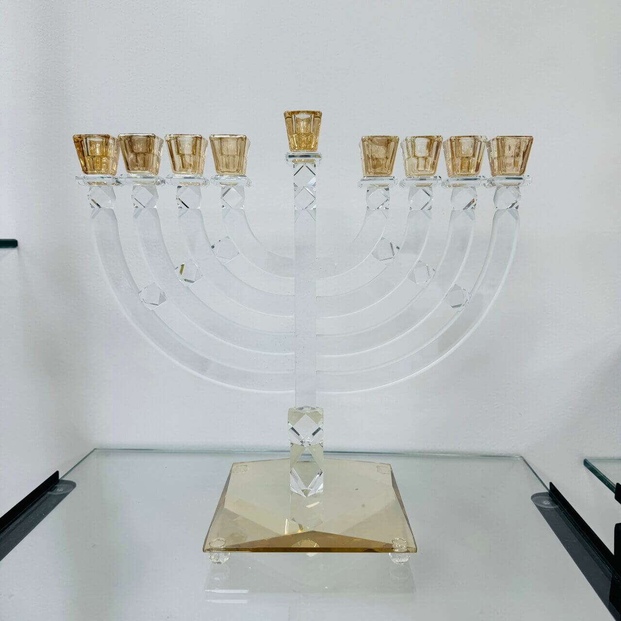 חנוכיית דגם "המכבים"