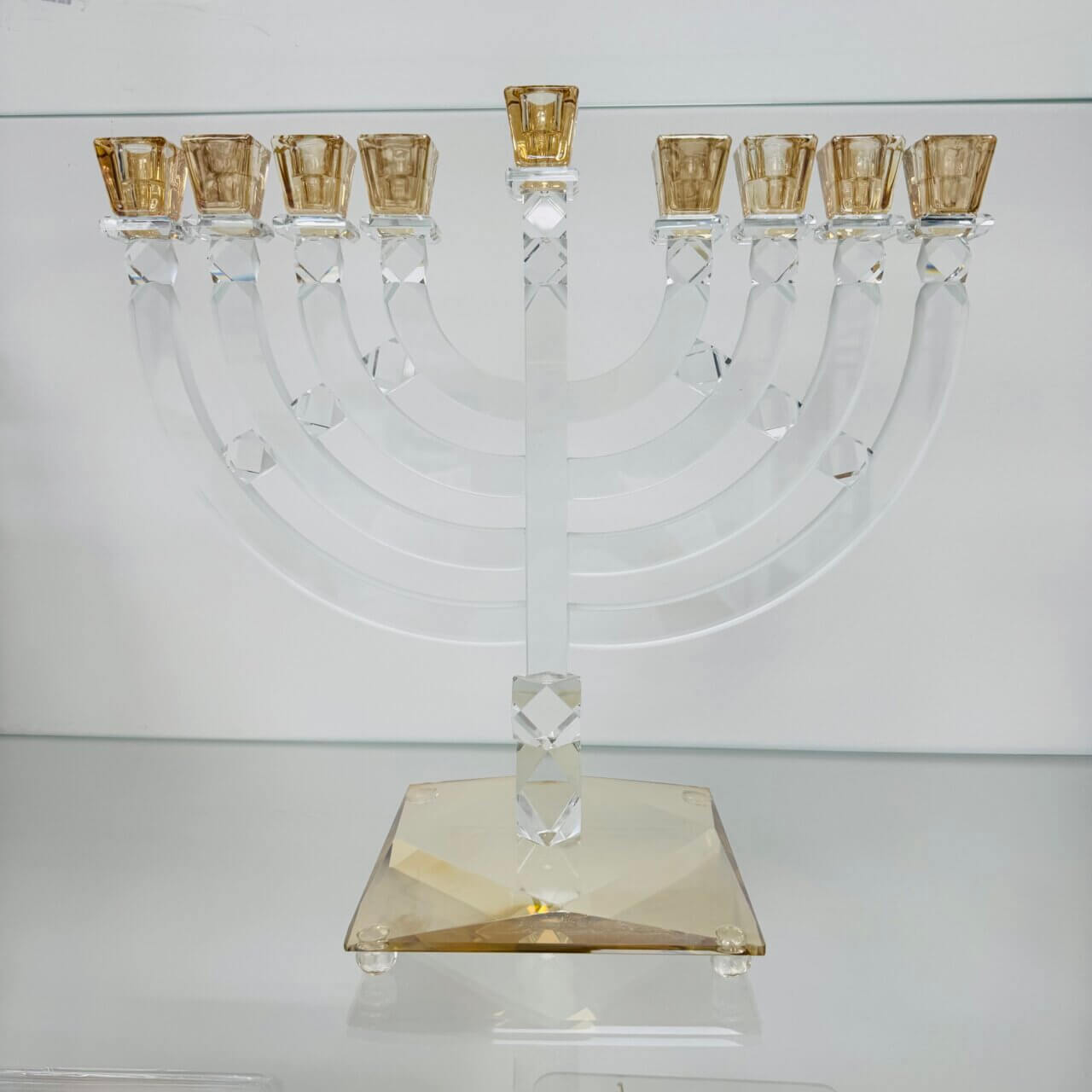 חנוכיית דגם "המכבים"