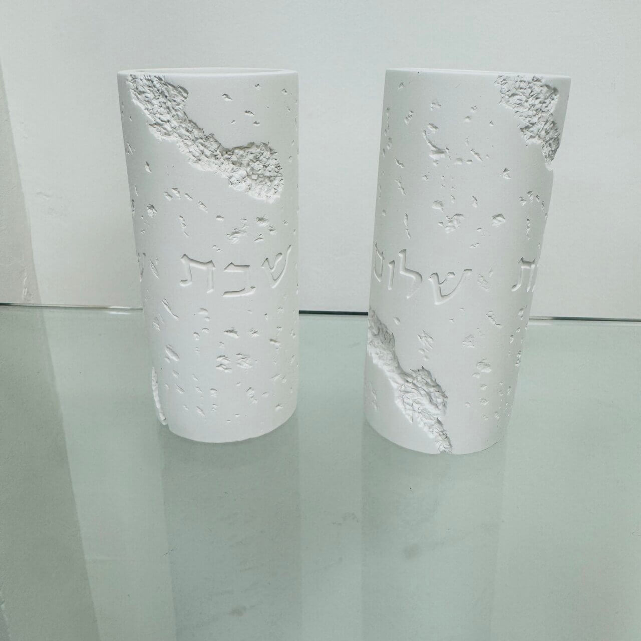 פמוטי בטון "חיתוך לבן"