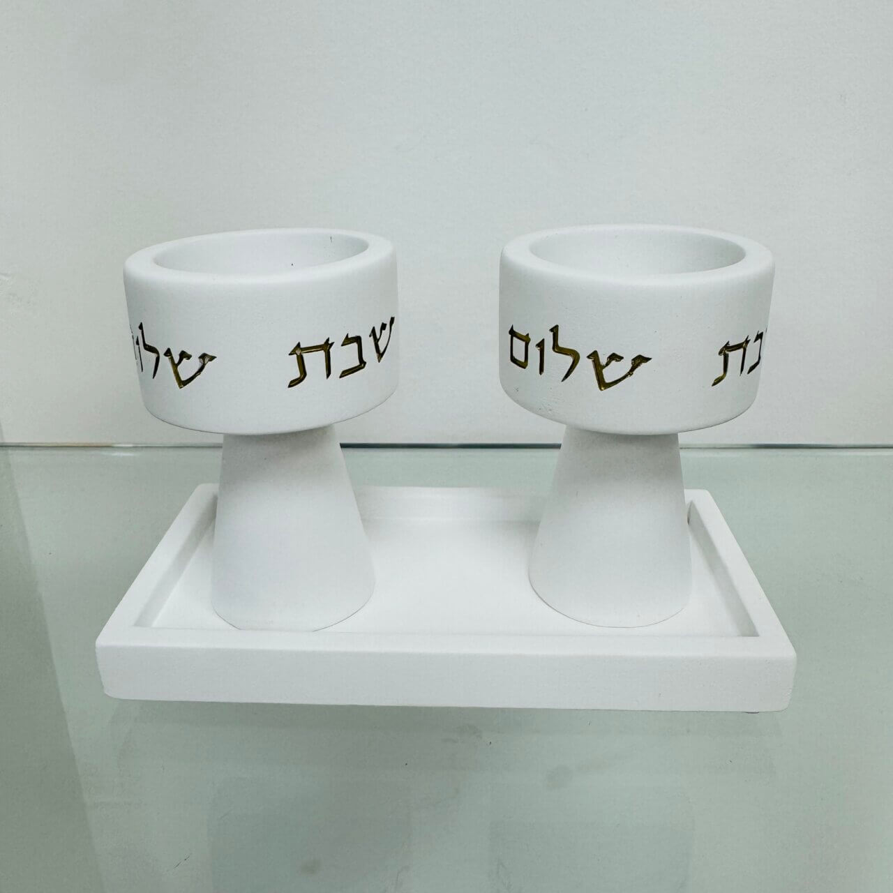 פמוטים בשילוב מגש "לבן זהב"