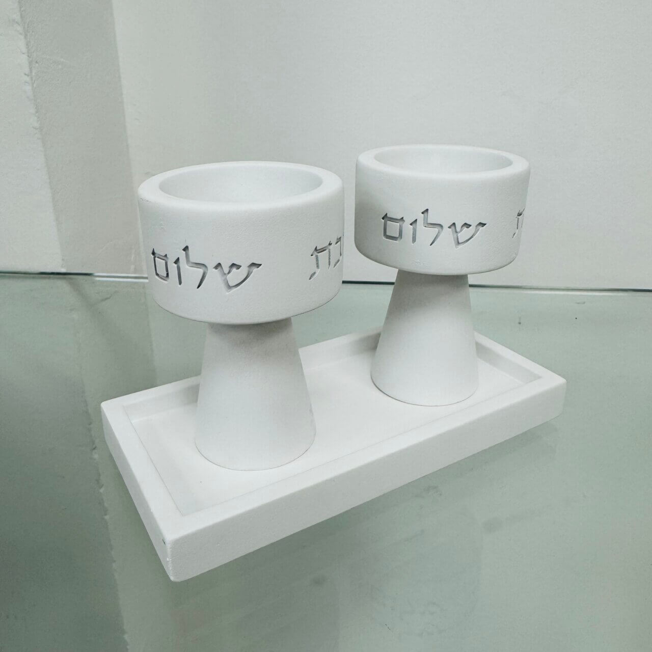 פמוטים בשילוב מגש "לבן"