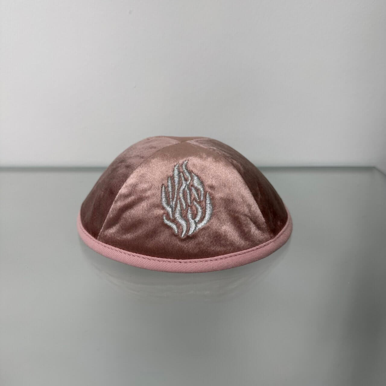 כיפה קטיפה ורוד עתיק "האש שלי"