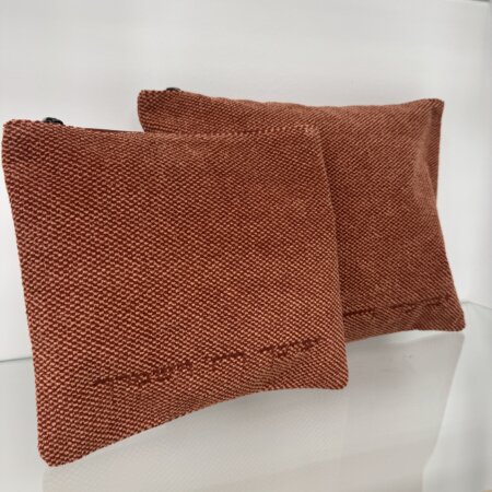 כיסויים לטלית ולתפילין מבד דגם "ישמח ישראל" כתום כיסויים לטלית ולתפילין מבד דגם "ישמח ישראל" כתום