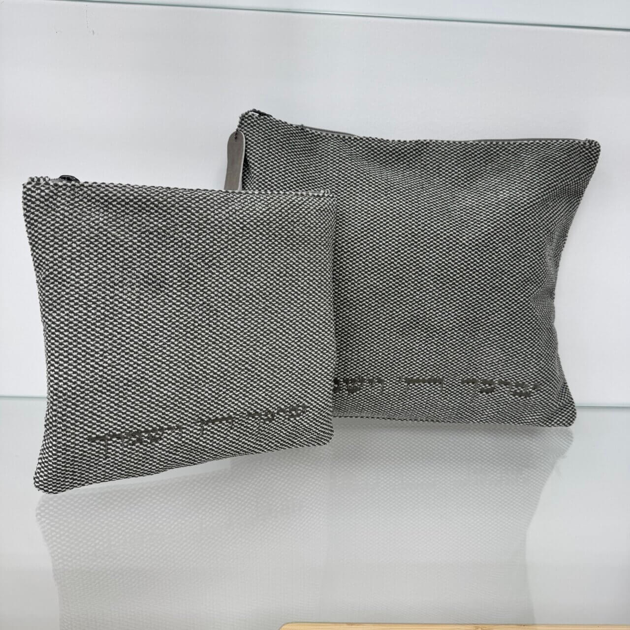 כיסויים לטלית ולתפילין מבד דגם "ישמח ישראל" אפור עכבר