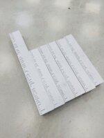 מארז בתי מזוזות בטון בצבע לבן שבור 1+5 | "וכתבתם"