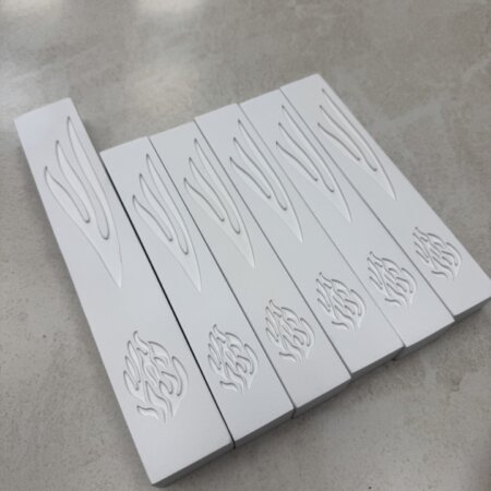 מארז בתי מזוזות בטון בצבע לבן 1+5 | "האש שלי"