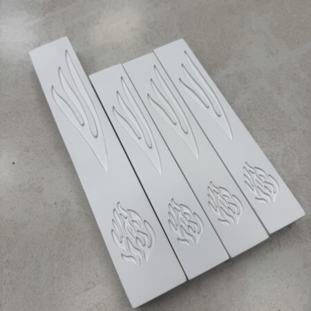 מארז בתי מזוזות בטון בצבע לבן 1+3 | "האש שלי"