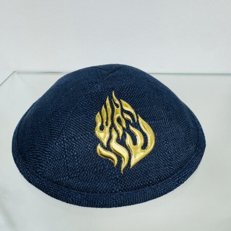 כיפה דגם ״האש שלי״ גינס כיפה דגם ״האש שלי״ גינס