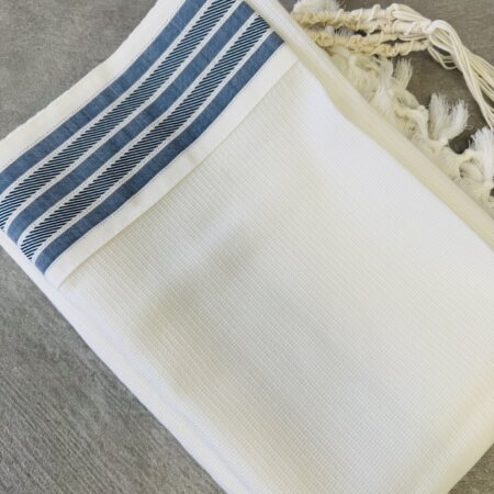 טלית צמר דגם "דויד" פסים ג'ינס טלית צמר דגם "דויד" פסים ג'ינס