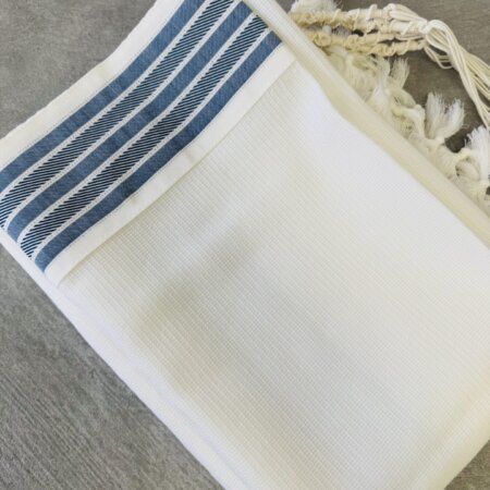 טלית צמר דגם "דויד" פסים ג'ינס טלית צמר דגם "דויד" פסים ג'ינס