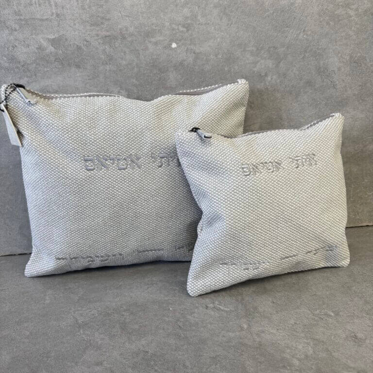 כיסויים לטלית ולתפילין מבד דגם "ישמח ישראל" אפור בהיר