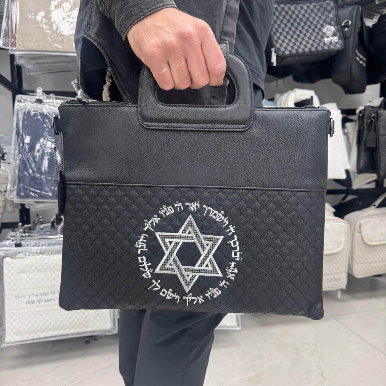 סט תיקים לטלית ולתפילין דגם "פורת" מגן דוד שחור