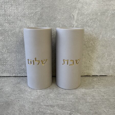 פמוטי בטון אפור זהב קלאסי